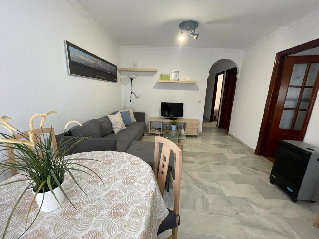 شقة شيكلانا دي لا فرونتيرا  في Apartamento Buenaventura - Apartelius Chiclana المظهر الخارجي الصورة